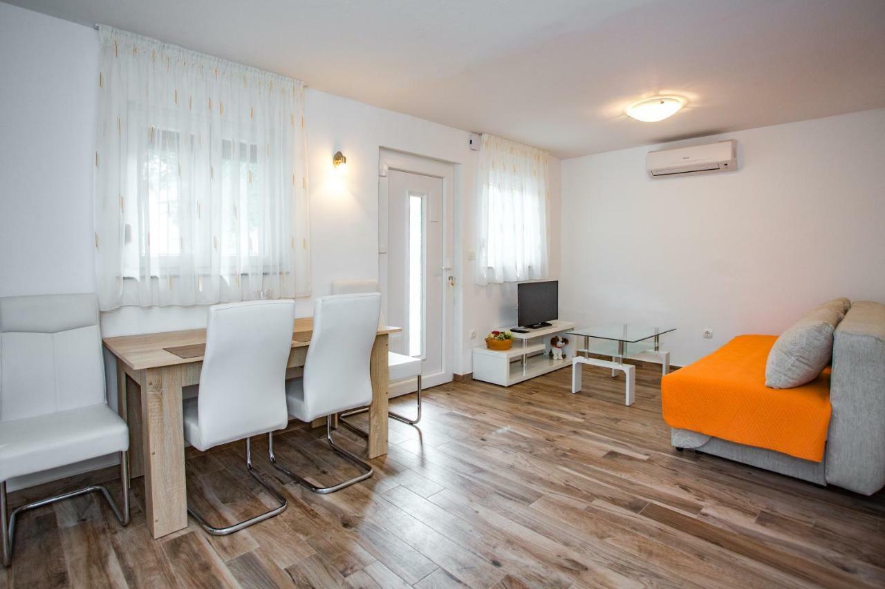 Apartments Buskulic Petrčane Exterior foto